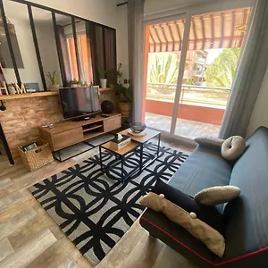  Appartement Vue Avec Place De Parking Privee